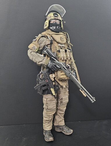 King's Toy German SEK Tactical Police UPDATE - Kitbashes - Armed