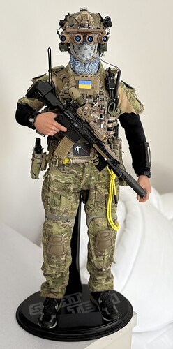 Forward Observations Group 2 - Kitbashes - Armed Figures