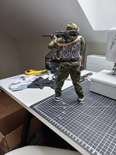 Russian NPO-SM Module 3 - Instructions Not Included - Armed Figures