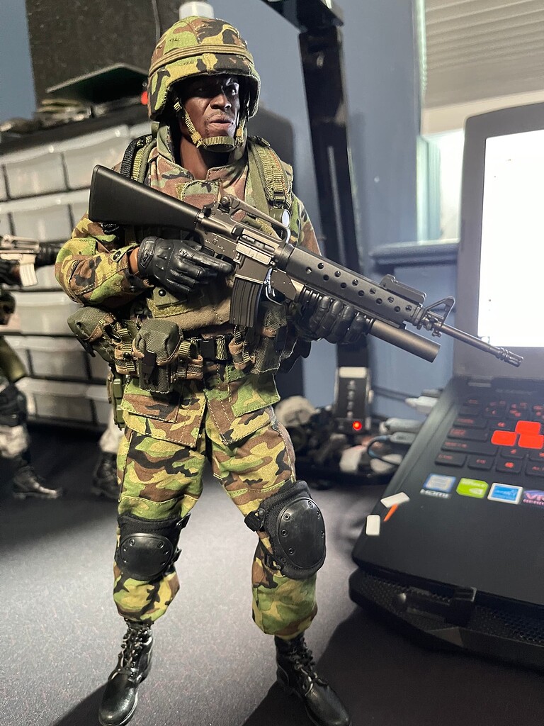 Damtoys urban ops update - Kitbashes - Armed Figures