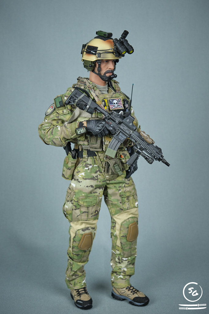 SG025: CAG Assault Team Breacher - Kitbashes - Armed Figures