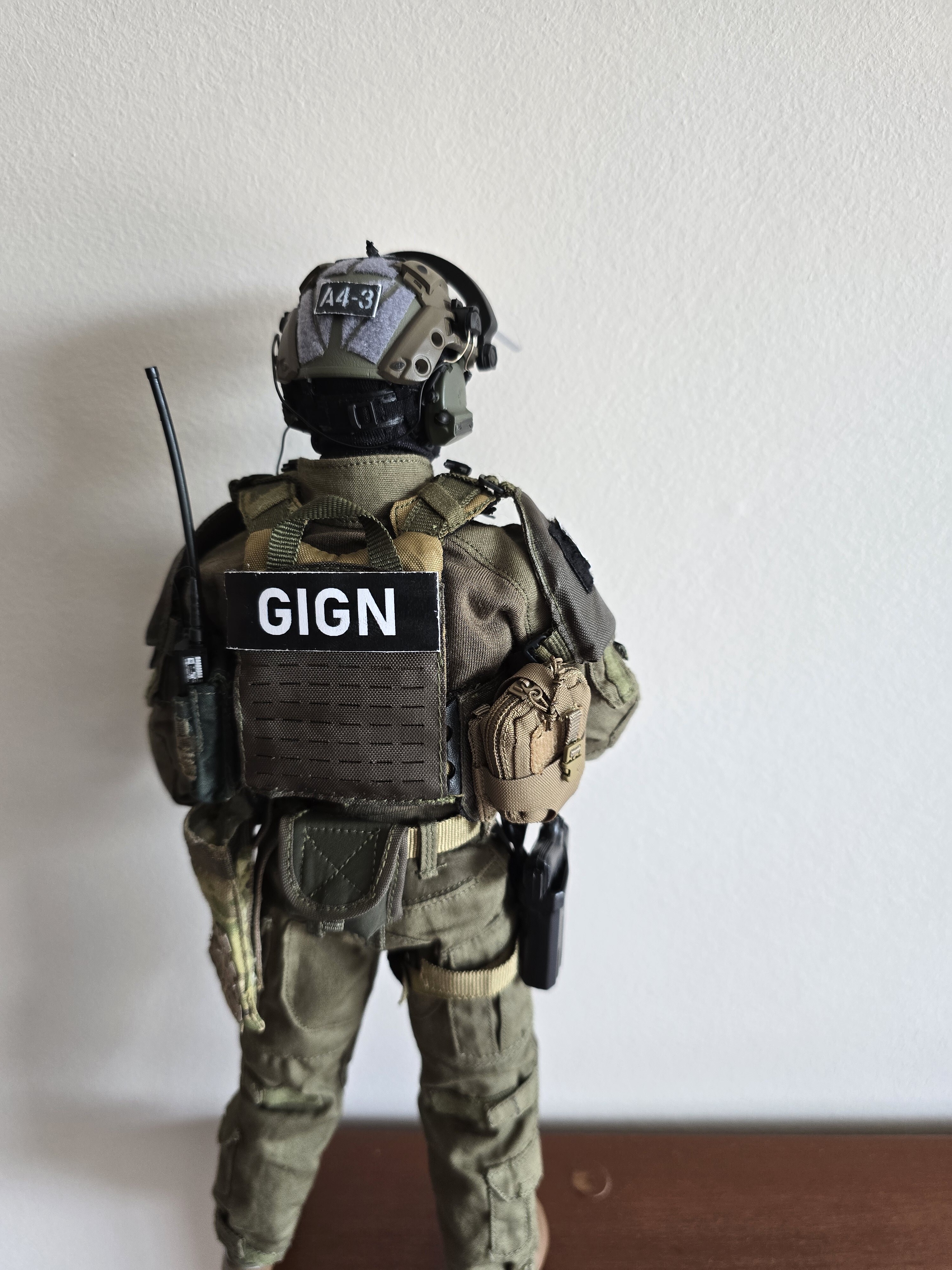 GIGN - French Gendarmerie - Kitbashes - Armed Figures