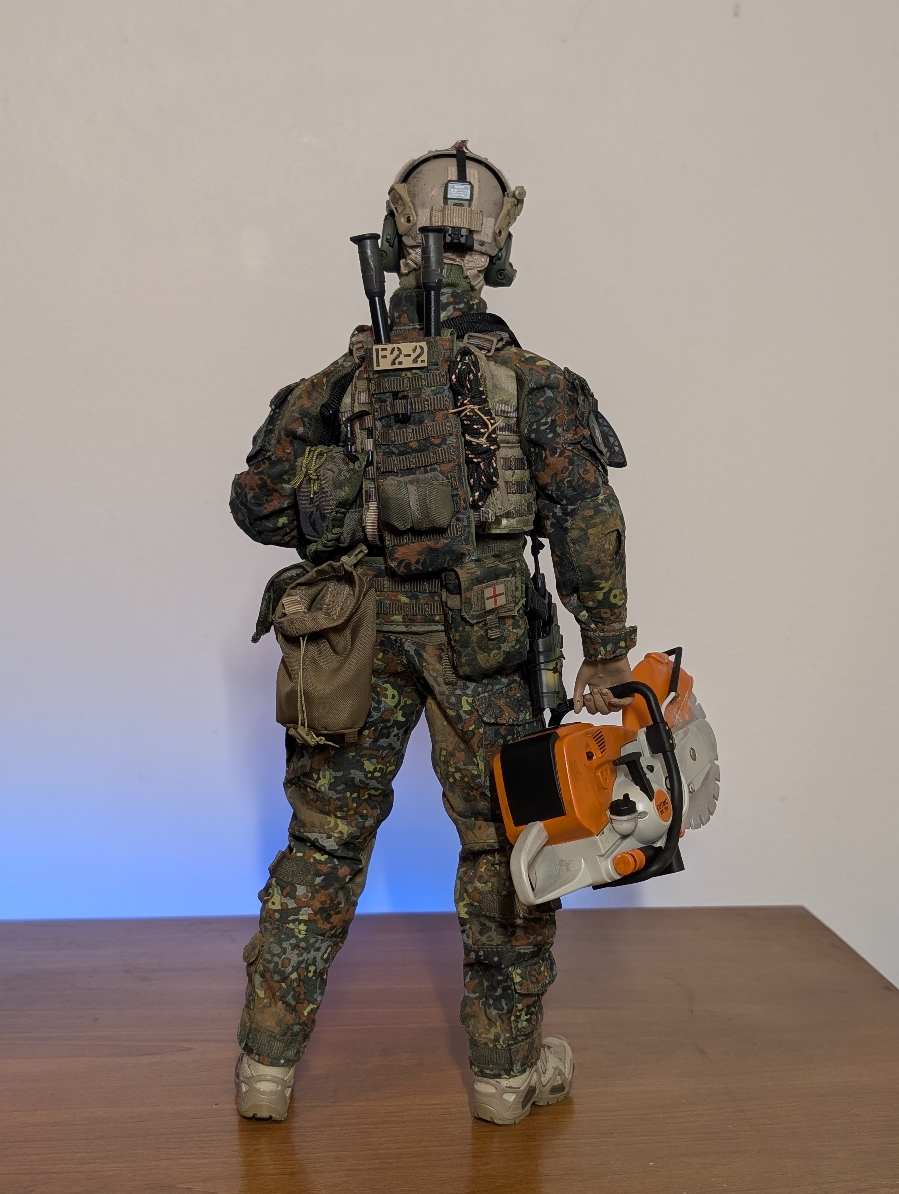 KSK with Breaching Saw - Kitbashes - Armed Figures